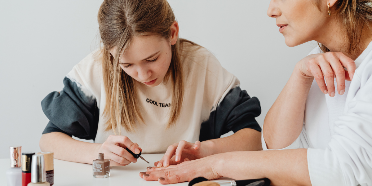 Relax and Shine at a Bellflower Nail Salon