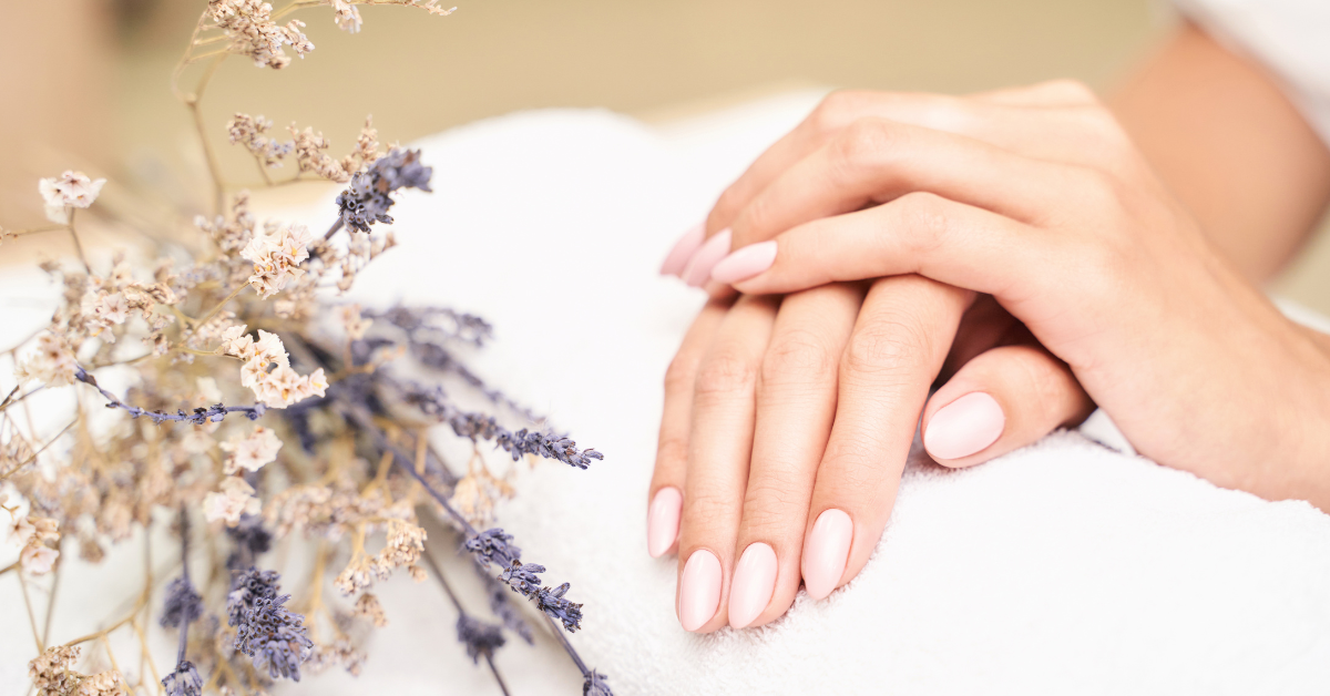 dip-vs-gel-nails