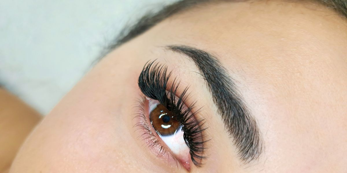 Hybrid lash Extensions